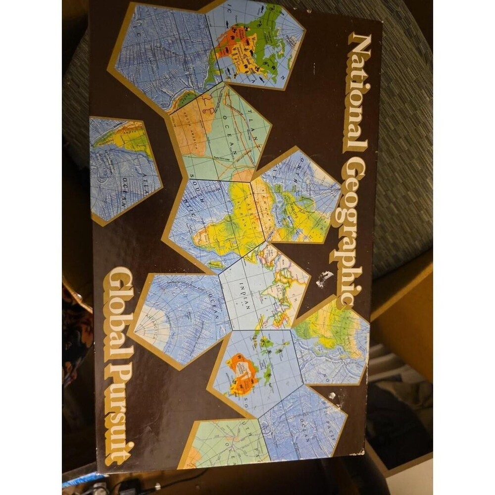Vintage ~1987 National Geographic~ Global Pursuit Board Game~Geography Game